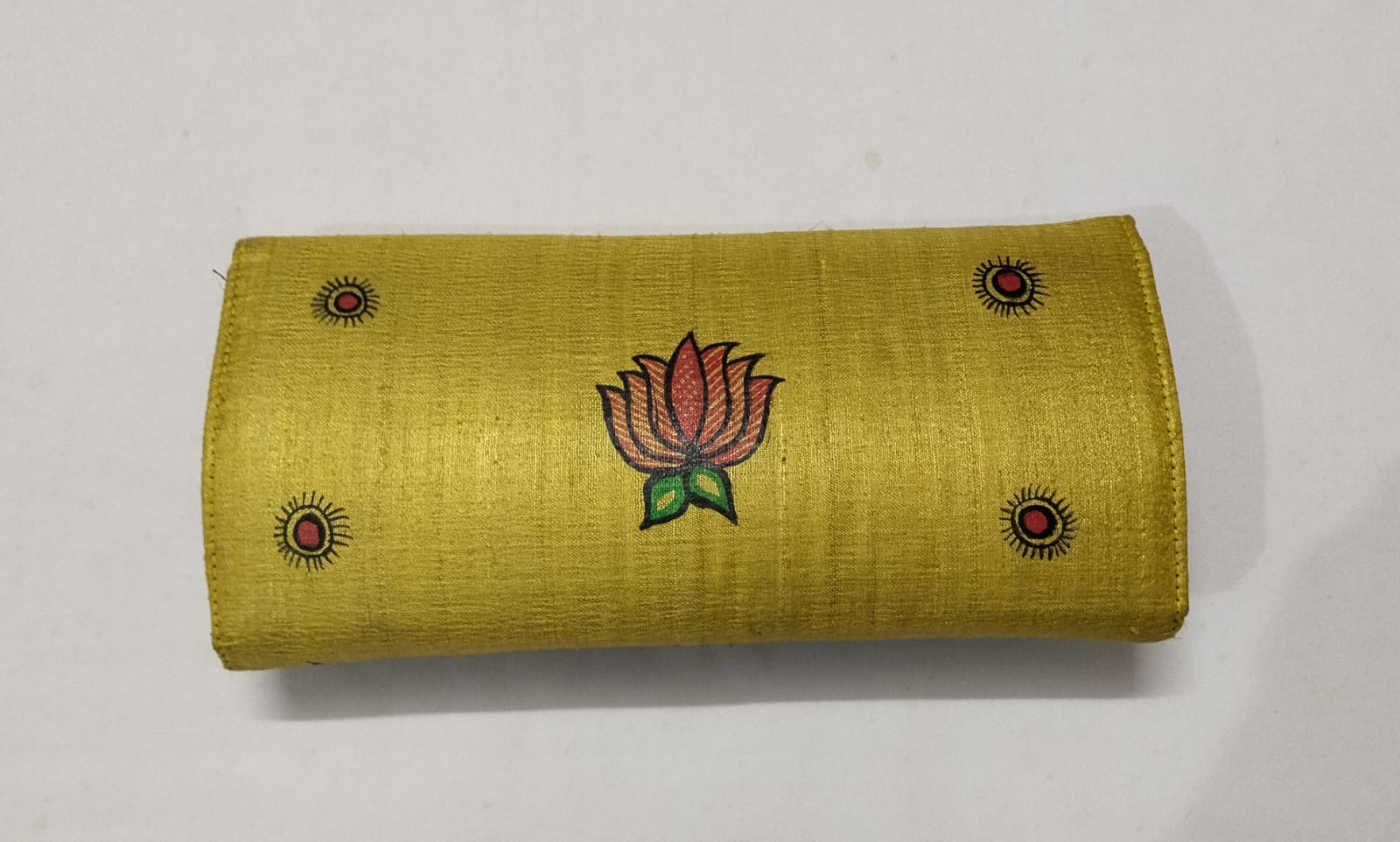 natural and artistic